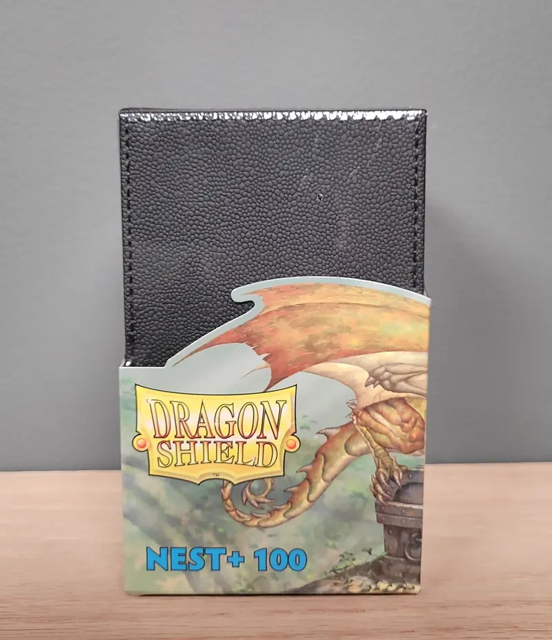 Dragon Shield - Nest Plus 100 - Black And Blue 1