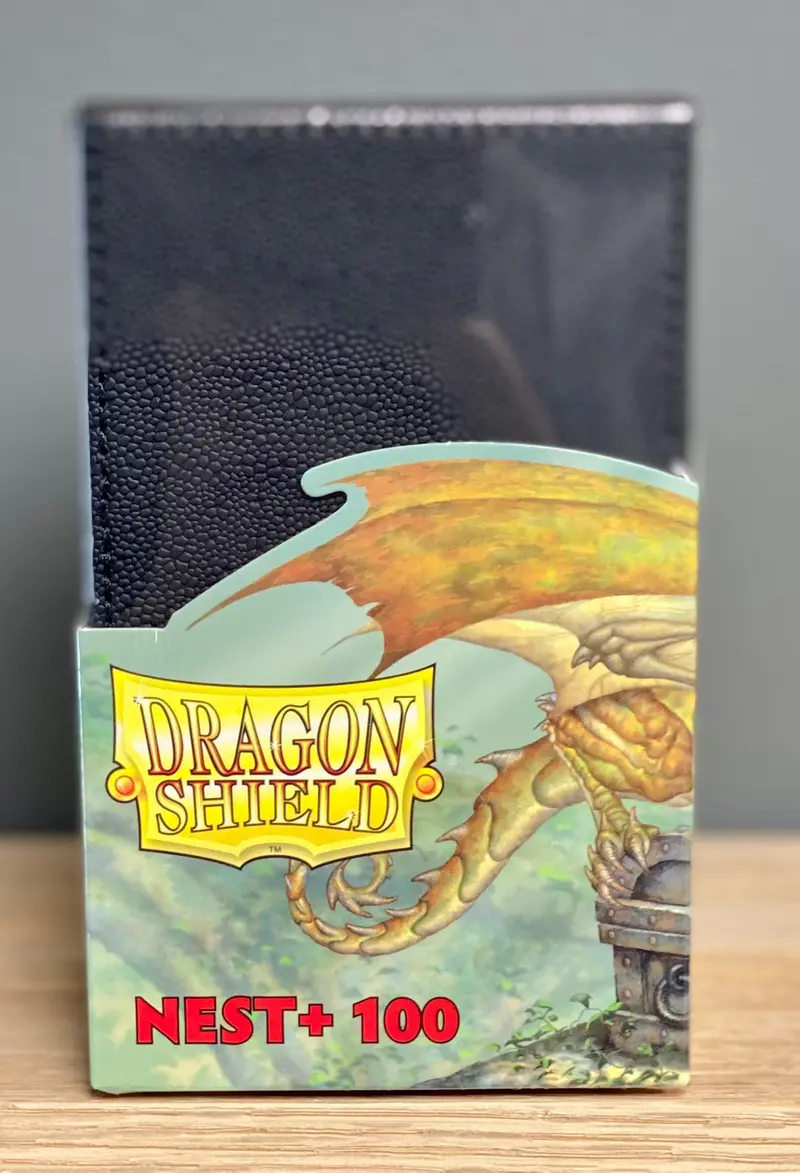 Dragon Shield - Nest Plus 100 - Black And Red 1