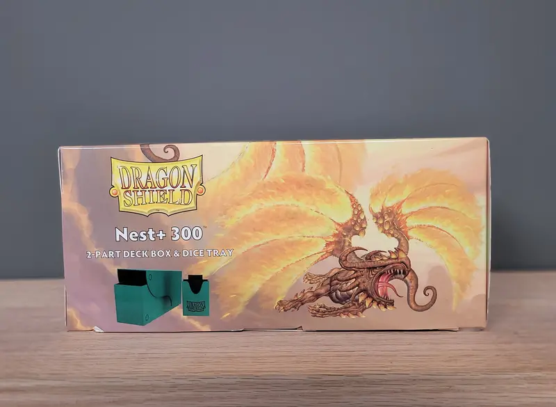 Dragon Shield - Nest Plus 300 - Green And Black 1
