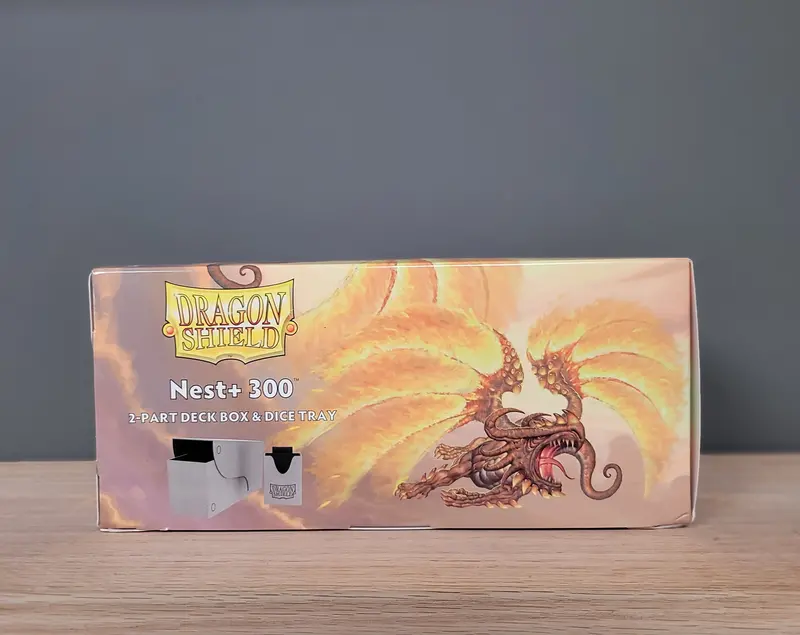Dragon Shield - Nest Plus 300 - Light Grey And Black 1