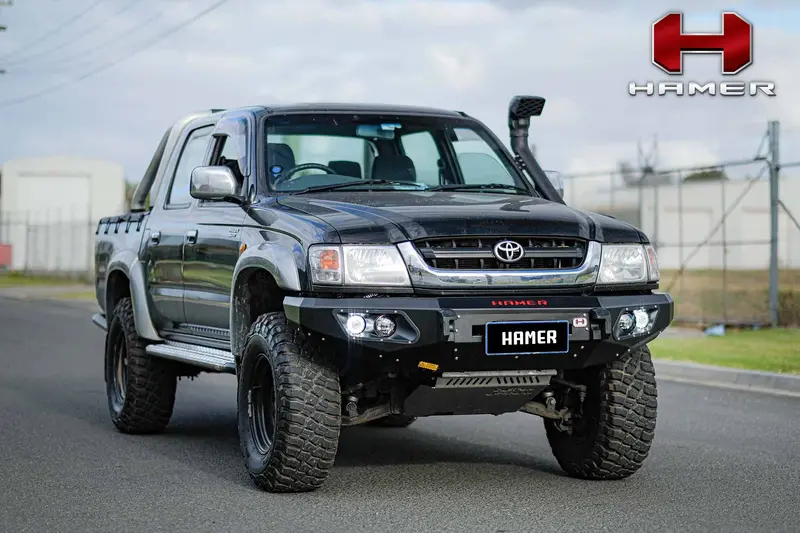 Hamer 4X4 King Series Bull Bar For Toyota Hilux (1997 – 2005) 1