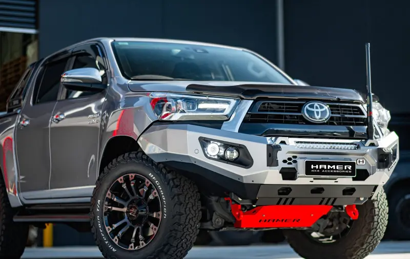 Hamer 4X4 King Series Bull Bar For Toyota Hilux Revo 2020-2023 No Flares 1