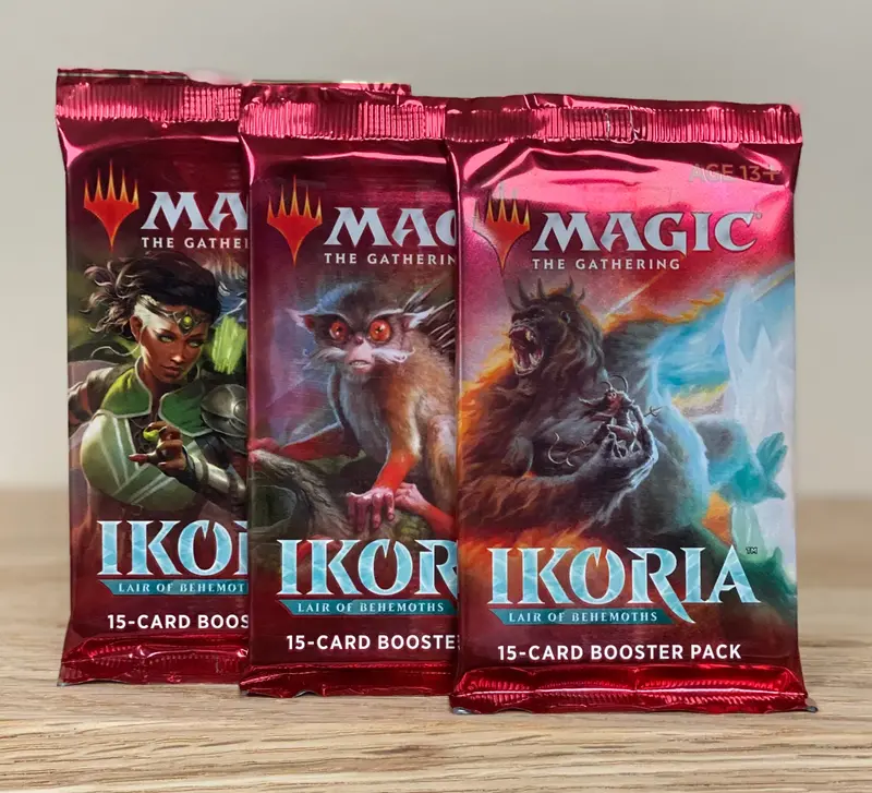 Magic: The Gathering - Ikoria Lair Of Behemoths Booster Pack 1