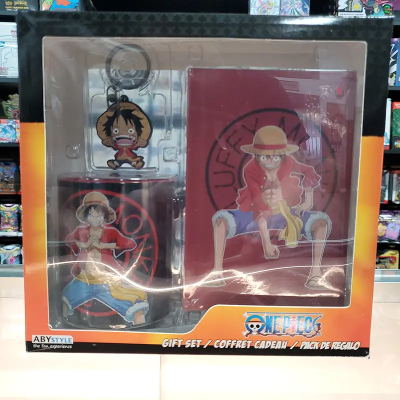 One Piece Gift Set - Mug (320Ml) With Pvc Keyring & Luffy Notebook 1