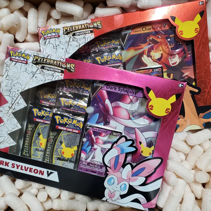 Pokémon Tcg: Celebrations - Collection (Lance’S Charizard V & Dark Sylveon Bundle) 1