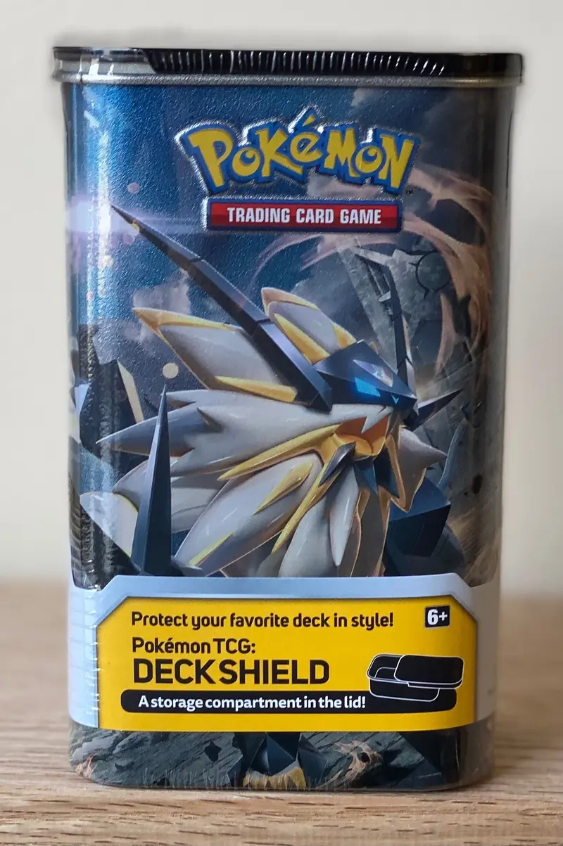 Pokémon Tcg: Elite Trainer - Deck Shield (Solgaleo) 1
