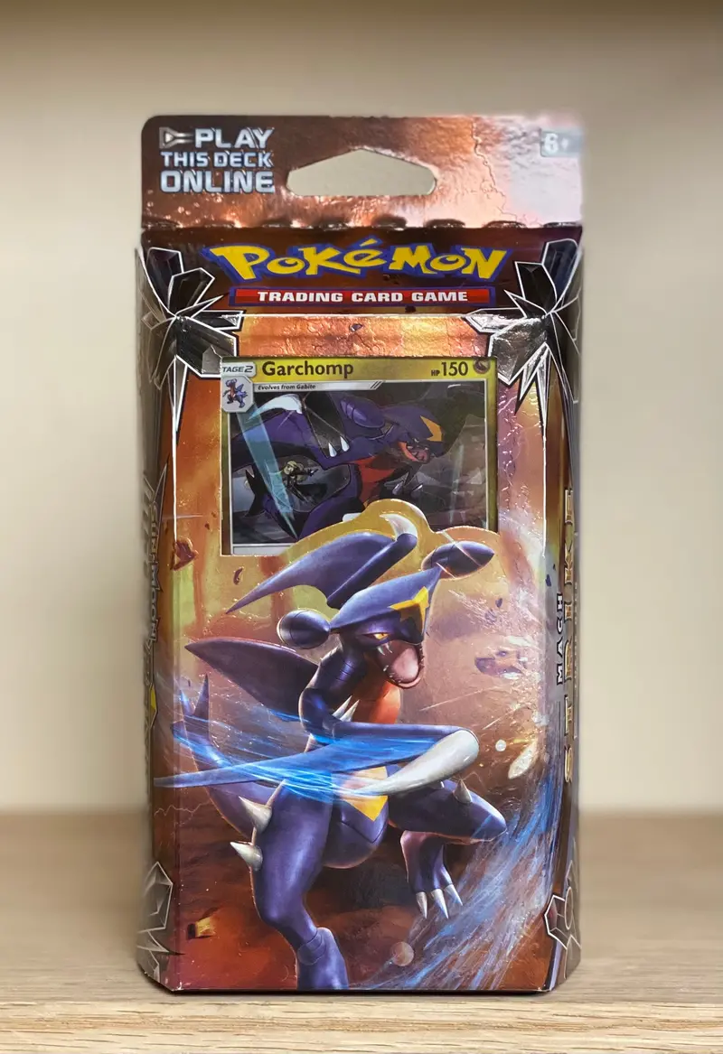 Pokémon Tcg: Sun & Moon - Ultra Prism Mach Strike Theme Deck 1