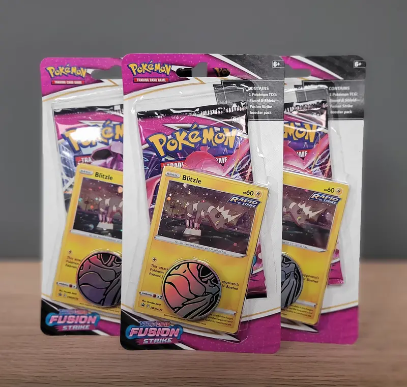 Pokémon Tcg: Sword & Shield: Fusion Strike - Checklane Blister (Blitzle) 1
