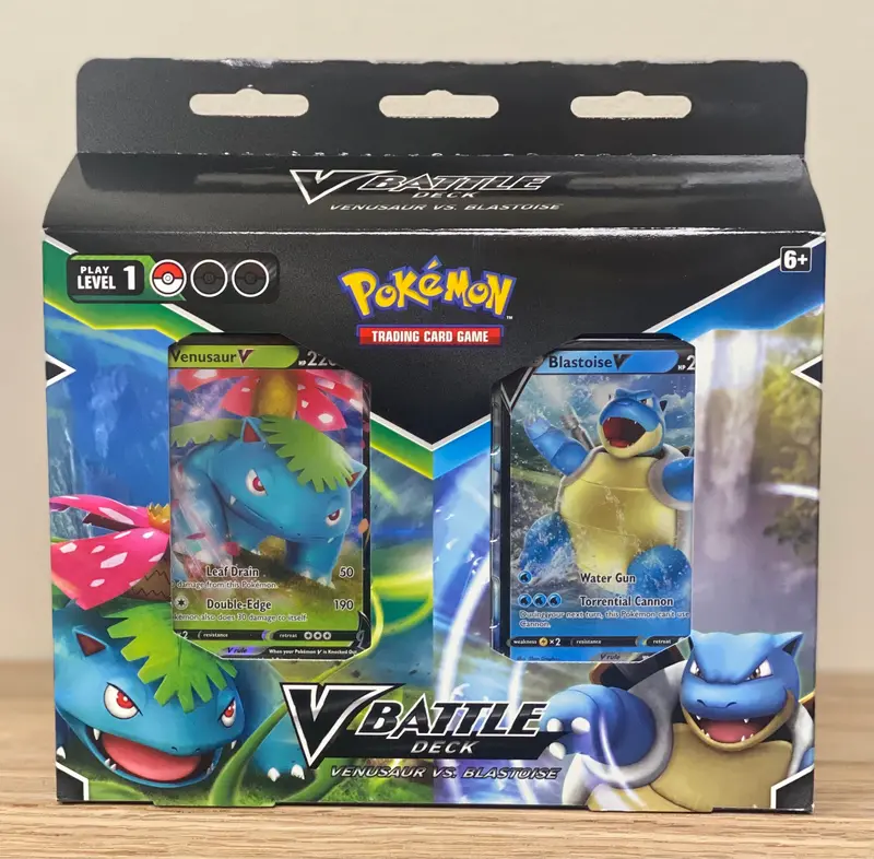 Pokémon Tcg: V Battle Deck - Venusaur Vs. Blastoise 1
