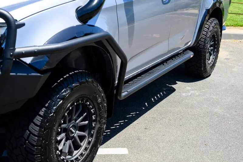 Raxar Isuzu Dmax Side Steps June 2024 Onwards (Facelift) 1