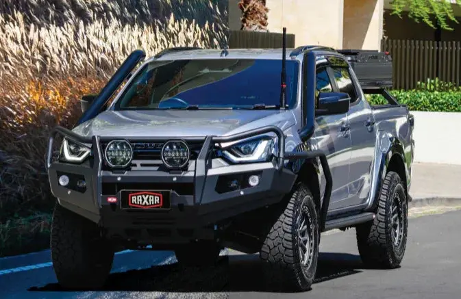 Raxar Looped Bull Bar Isuzu Dmax 2020 To 2023 1