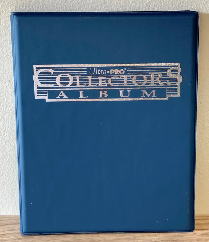 Ultra-Pro: 4 Pocket Collectors Binder - Navy Blue 1