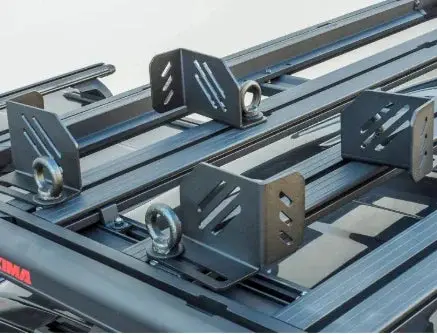 Yakima Corner Bracket Kit 1