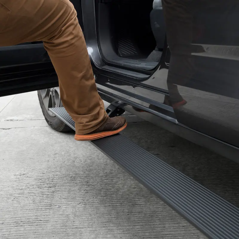 Go Rhino E1 Electric Running Boards – Textured Black, Fits 2015–2020 Cadillac Escalade 4-Door 1